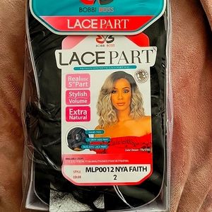 Bobbi Boss Lace Part Wig in style MLP0012 Nya Faith, Color 2